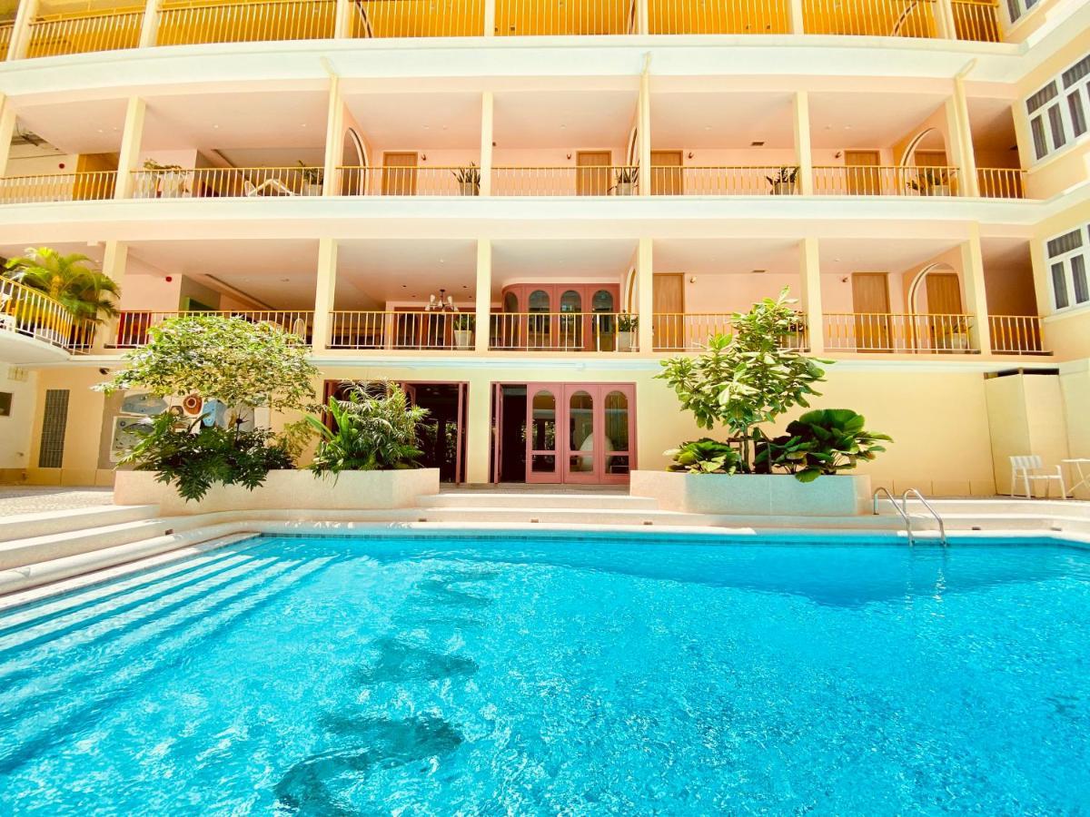 Miami Hotel Bangkok - Sha Plus Extérieur photo